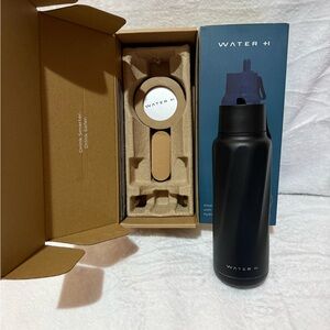 New WaterH Smart Water Bottle with Charger App Monitor- Black